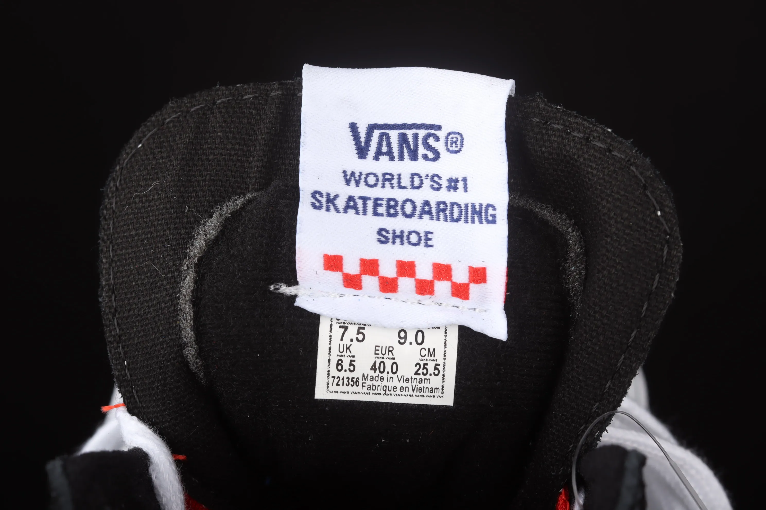 All categories Vans Vans series Vans Mid Vans China Vans Sk8-Hi Vans black side checkerboard professional skateboard shoes VN0A5FCCY28